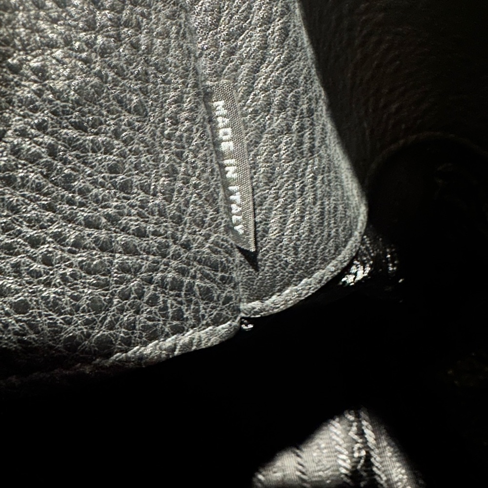 PRADA
Black Vitello Daino Leather Bauletto Top Handle Bag - Picture 17 of 17